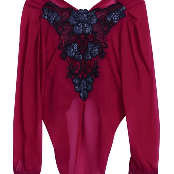 Burgundy sheer top - Picture 2 of 4
